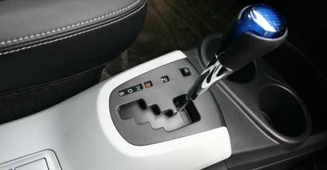 2013 Toyota Prius c 1.5  第6張相片