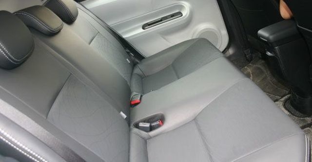 2013 Toyota Prius c 1.5  第8張相片