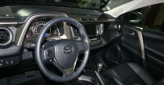 2013 Toyota RAV4 2.5 4WD旗艦版  第4張相片