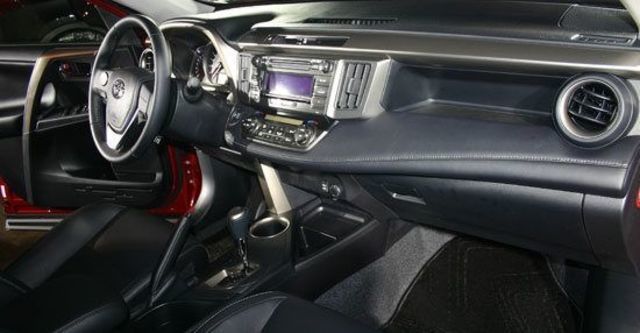 2013 Toyota RAV4 2.5 E  第4張相片