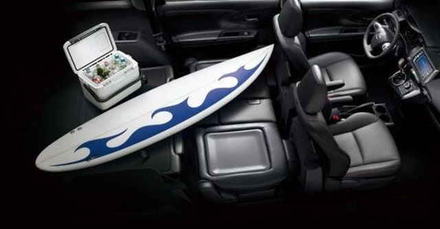 2013 Toyota Wish 2.0經典  第4張相片