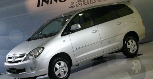 2012 Toyota Innova 2.0 E  第1張相片