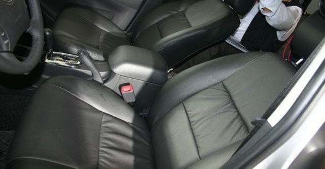 2012 Toyota Innova 2.0 G  第7張相片