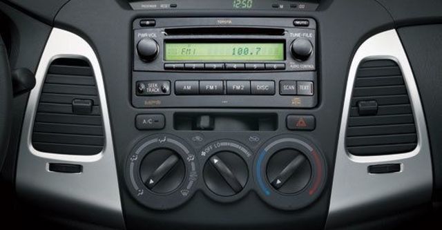 2012 Toyota Innova 2.0 J手排  第4張相片