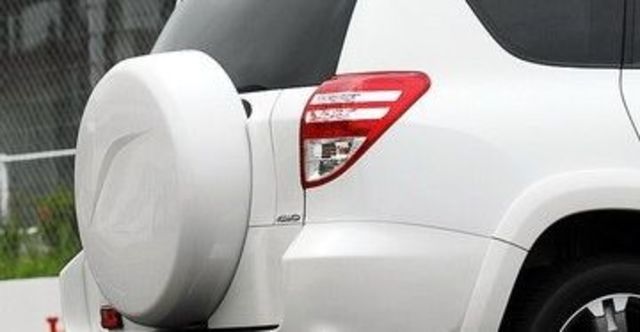 2012 Toyota RAV4 2.4 G  第9張相片