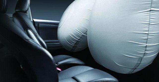 2012 Toyota Wish 2.0 G  第13張相片