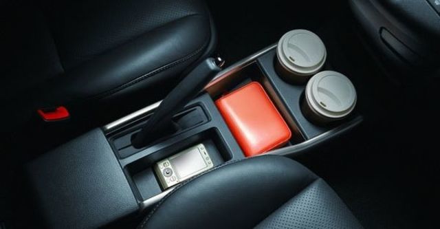 2012 Toyota Wish 2.0 G-Opt  第8張相片