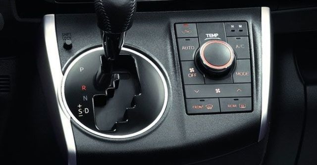 2012 Toyota Wish 2.0 G-Opt  第14張相片