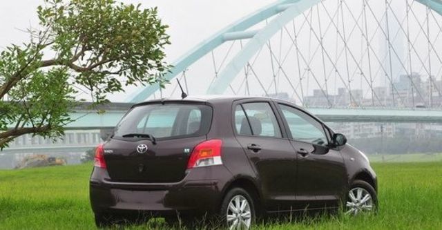 2012 Toyota Yaris 1.5 E Fabric  第6張相片