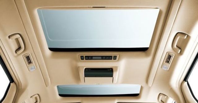 2011 Toyota Alphard 3.5  第7張相片