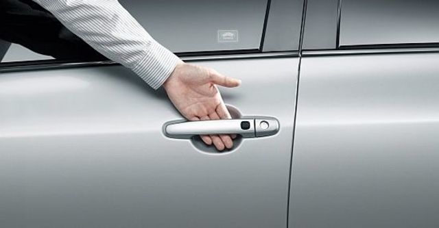 2011 Toyota Corolla Altis 2.0 G  第6張相片