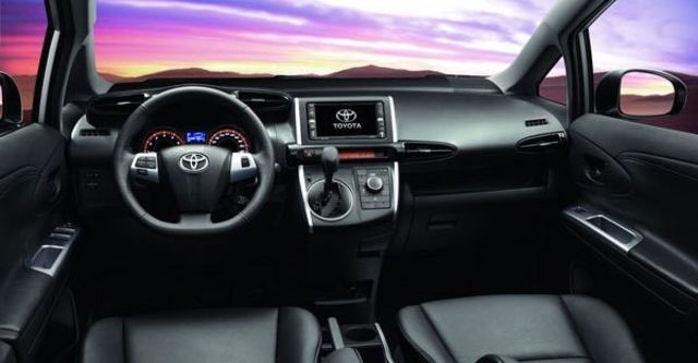 2011 Toyota Wish 2.0 G  第10張相片