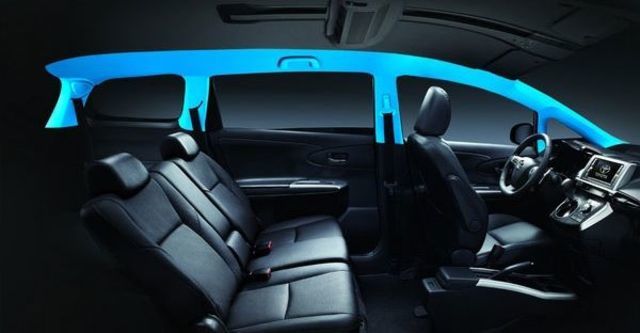 2011 Toyota Wish 2.0 G  第17張相片