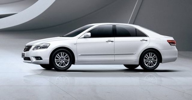 2010 Toyota Camry 2.0 E  第9張相片