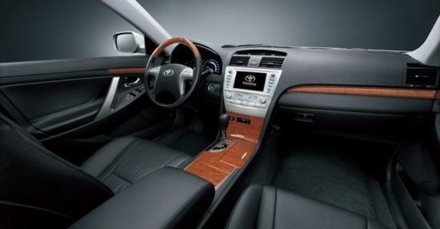 2010 Toyota Camry 2.4 E經典版  第7張相片