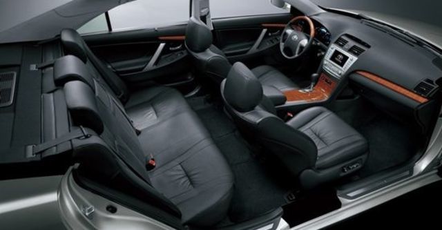 2010 Toyota Camry 2.4 E經典版  第11張相片
