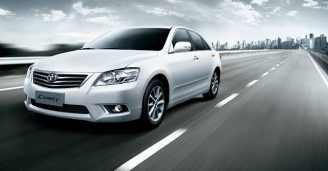 2010 Toyota Camry 2.4 G尊貴版  第4張相片