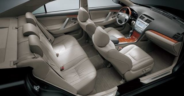 2010 Toyota Camry 2.4 G經典版  第10張相片