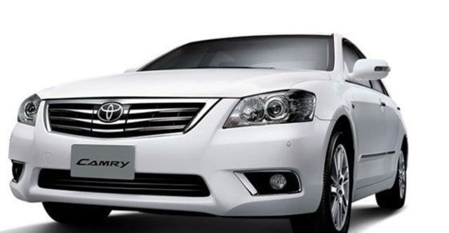 2010 Toyota Camry 3.5 V  第1張相片