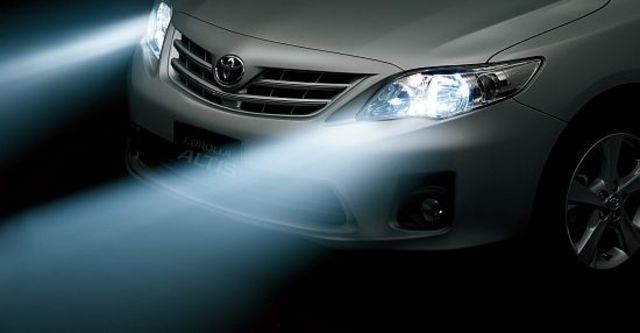 2010 Toyota Corolla Altis 2.0 G  第11張相片