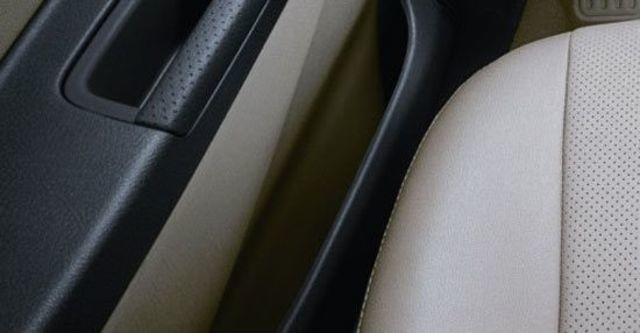 2010 Toyota Vios 1.5 J經典  第10張相片