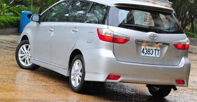 2010 Toyota Wish 2.0 G  第22張相片