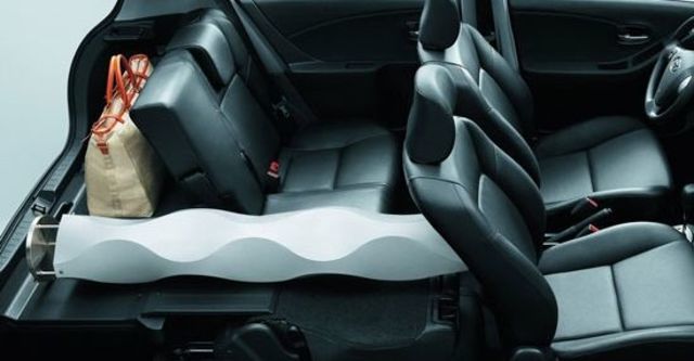2010 Toyota Yaris 1.5 G Fabric  第5張相片