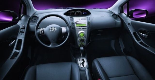2010 Toyota Yaris 1.5 G Leather  第3張相片