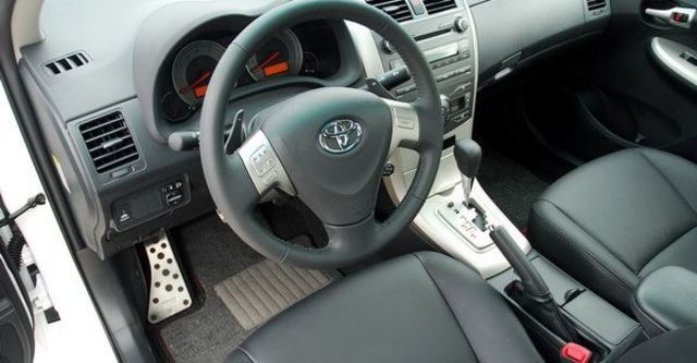 2009 Toyota Corolla Altis 2.0 Z  第8張相片