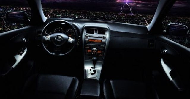 2009 Toyota Corolla Altis 2.0 Z  第13張相片