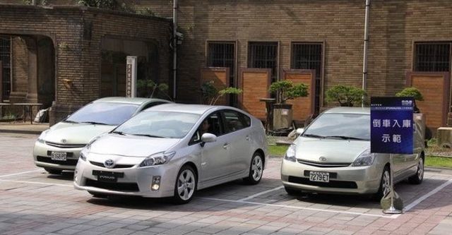 2009 Toyota Prius 1.8  第14張相片