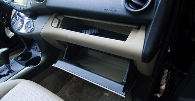 2008 Toyota RAV4 2.4 4WD 旗艦型  第21張相片