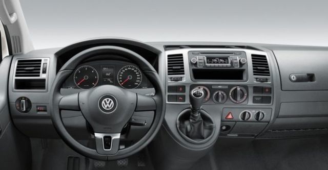 2014 Volkswagen Caravelle 2.0 TDI LWB M6  第8張相片