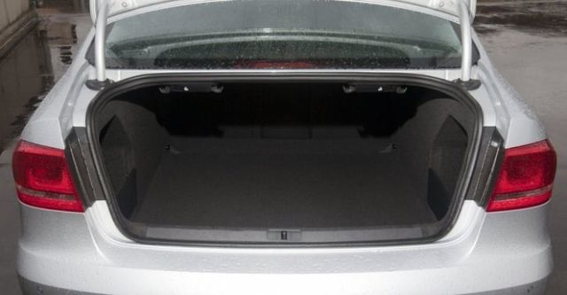 2014 Volkswagen Passat Sedan 2.0 TSI  第10張相片