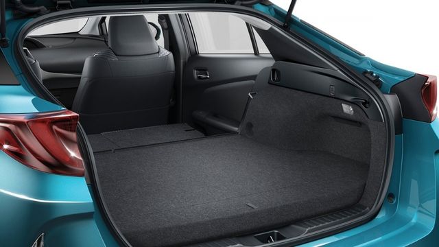 2021 Toyota Prius PHV 1.8  第8張相片