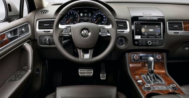 2014 Volkswagen Touareg 3.0 V6 Hybrid  第8張相片