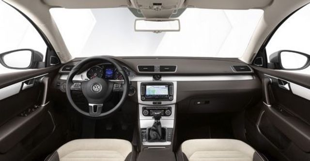 2013 Volkswagen Passat Variant 2.0 TDI BlueMotion  第5張相片