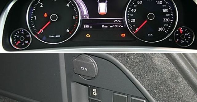 2013 Volkswagen Touareg 3.0 TDI BlueMotion R-Line  第10張相片