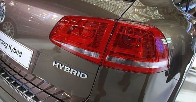 2013 Volkswagen Touareg Hybrid  第7張相片