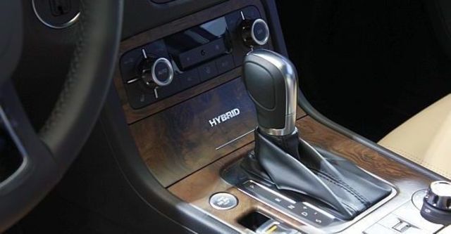 2013 Volkswagen Touareg Hybrid  第12張相片