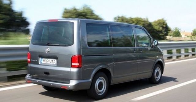 2012 Volkswagen Caravelle 2.0 TDI LWB M6  第2張相片