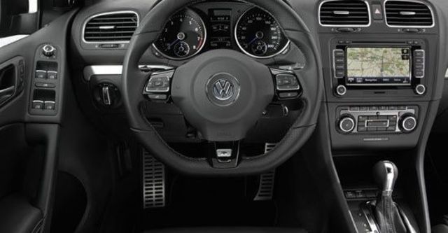 2012 Volkswagen Golf R 5D  第8張相片