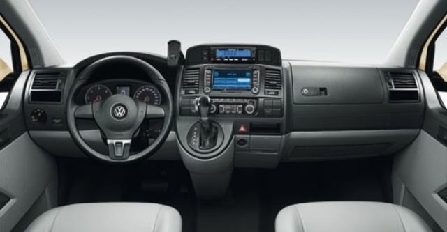 2011 Volkswagen Caravelle 2.0 TDI 4Motion  第5張相片