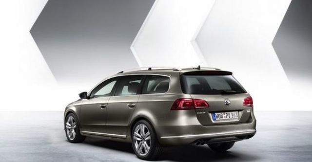 2011 Volkswagen Passat Variant 2.0 TDI BlueMotion  第3張相片