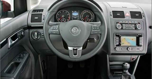 2011 Volkswagen Touran 1.6 TDI TL  第6張相片