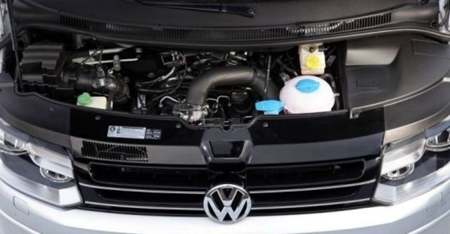 2010 Volkswagen Caravelle L 2.0 TDI  第6張相片