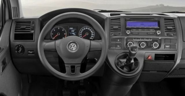 2010 Volkswagen Kombi 2.0 TDI 貨車  第6張相片