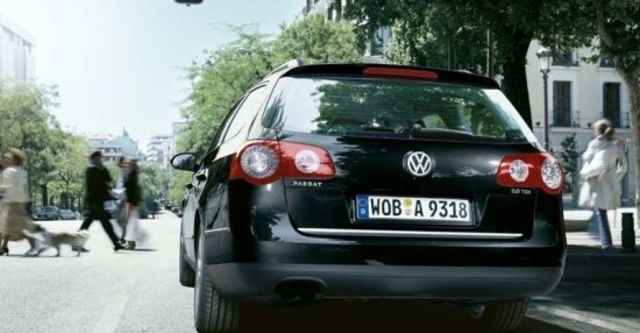 2010 Volkswagen Passat Variant 2.0 TDI  第3張相片