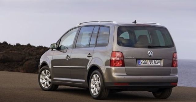 2010 Volkswagen Touran 1.9 TDI  第3張相片