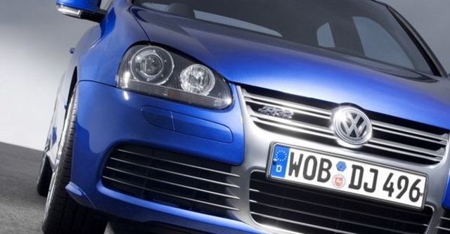 2008 Volkswagen Golf R32 3D  第5張相片